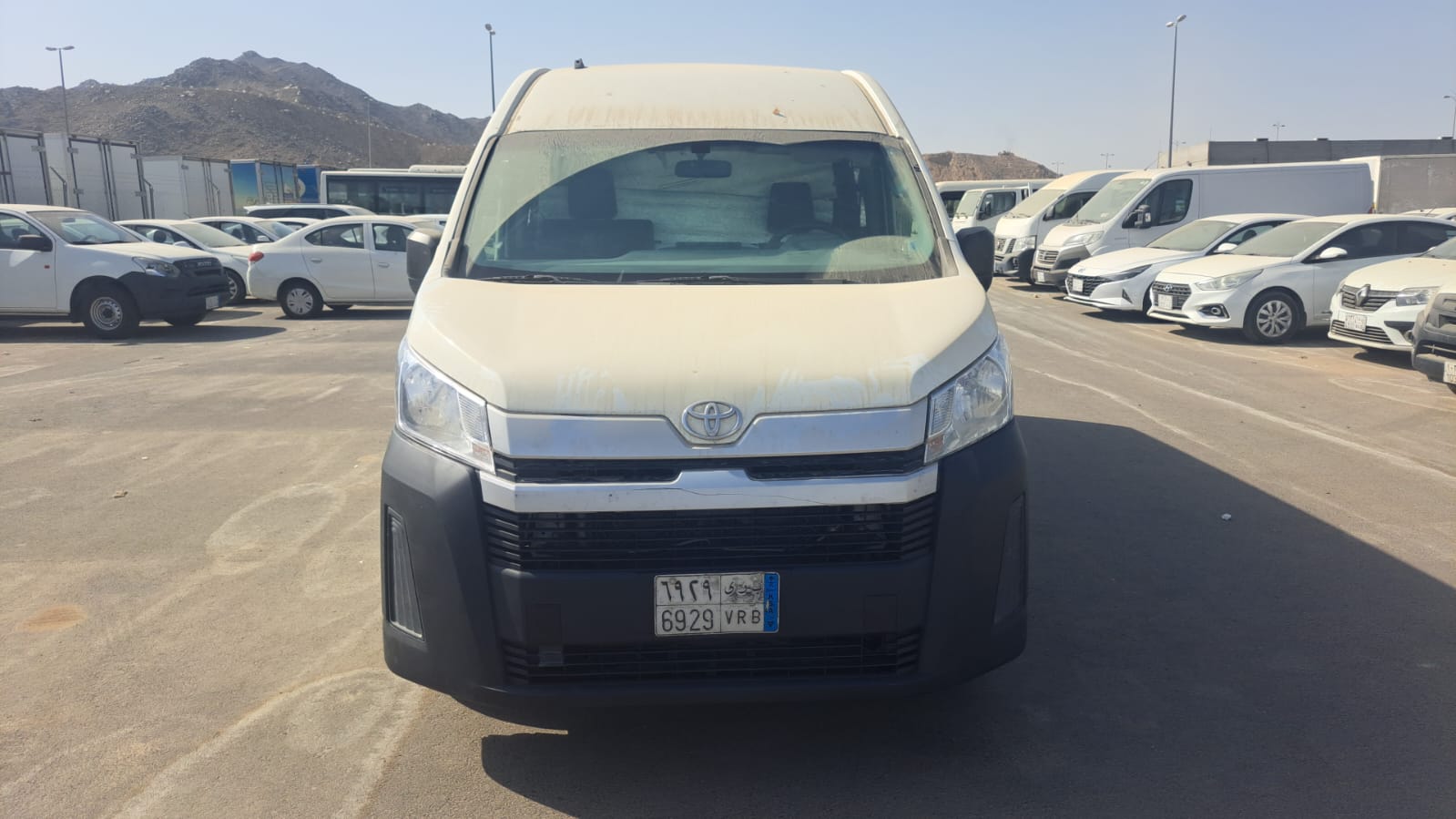 Toyota Hiace Cargo Van High Roof Diesel 2020 بوابة السيارات المستعملة الالكترونية